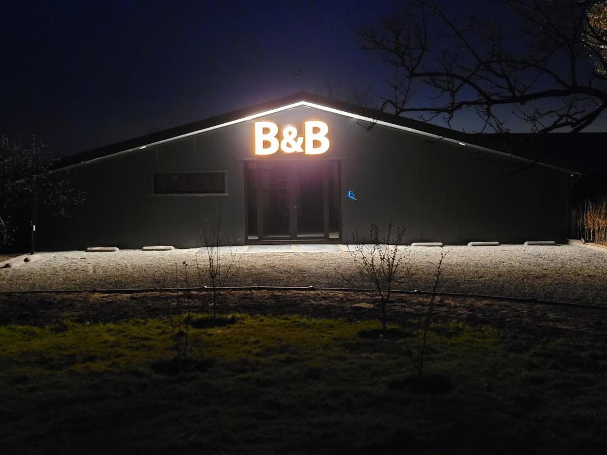 Tytsjerk Hippe Schuur Bed & Breakfast エクステリア 写真