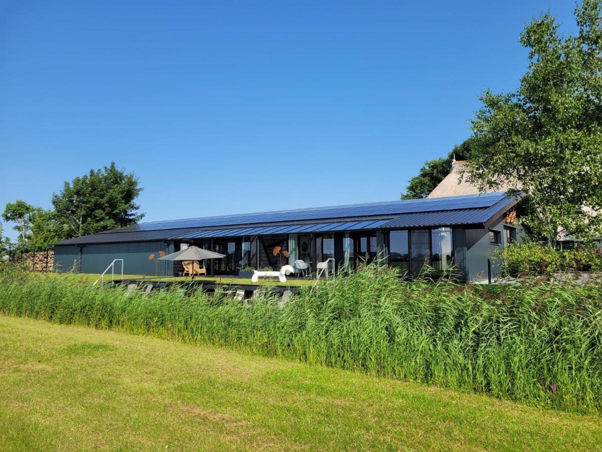 Tytsjerk Hippe Schuur Bed & Breakfast エクステリア 写真